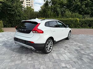 Volvo  CC SUMMUM+ACC+BLIS+CAM+PDC+LEDER+EL. SITZE