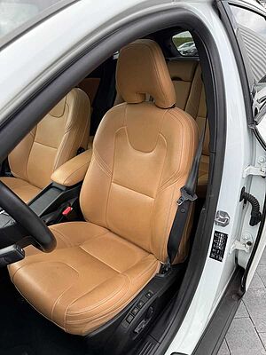 Volvo  CC SUMMUM+ACC+BLIS+CAM+PDC+LEDER+EL. SITZE