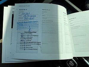 Volvo  B4 R-DESIGN+PDC+360°+PDC+LEDER+EL. SITZE++