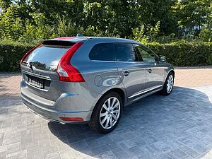 Volvo  D5 AWD INSCRIPTION+VOLLAUSSTATTUNG+AHK+8FAC