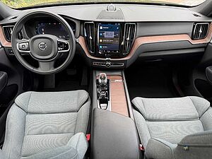 Volvo  T8 AWD INSCRIPTION+WOOL+AHK+B&W+PANO+AKUSTI