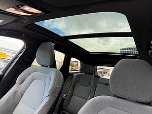 Volvo  T8 AWD INSCRIPTION+WOOL+AHK+B&W+PANO+AKUSTI