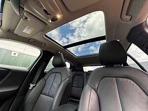 Volvo  Ultimate Bright PHEV +AHK+PANO+LEDER+NAVI