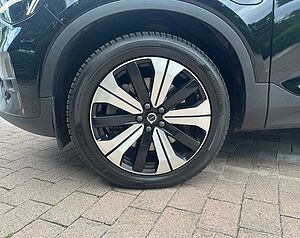 Volvo  Ultimate Bright PHEV +AHK+PANO+LEDER+NAVI
