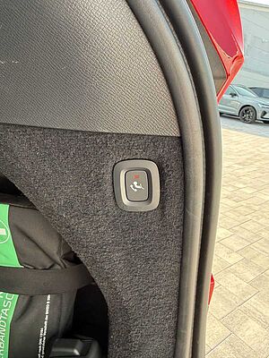 Volvo  T8 AWD PLUS DARK+AHK+CAM+PANO+BEL. SITZE+HK+