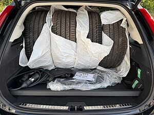 Volvo  T8 AWD PLUS DARK+AHK+CAM+PANO+BEL. SITZE+HK+