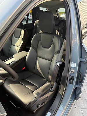 Volvo  T8 PHEV AWD AHK+LEDER+LED+7-SITZER+GOOGLE