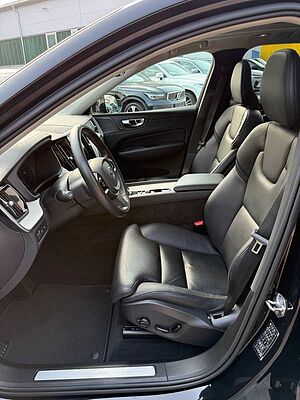 Volvo  T6 PHEV AWD +PANO+LEDER+STANDHZG+22'+360