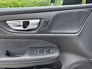 Volvo  R DESIGN +360+19'+NAVI+EL. SITZ+LED+DAB