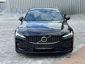Volvo  R DESIGN +360+19'+NAVI+EL. SITZ+LED+DAB
