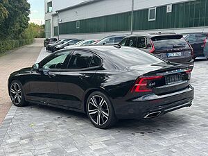 Volvo  R DESIGN +360+19'+NAVI+EL. SITZ+LED+DAB