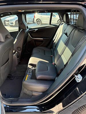Volvo  D5 SUMMUM+LEDER+EL. SITZE+ACC+PANO