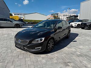 Volvo  D5 SUMMUM+LEDER+EL. SITZE+ACC+PANO