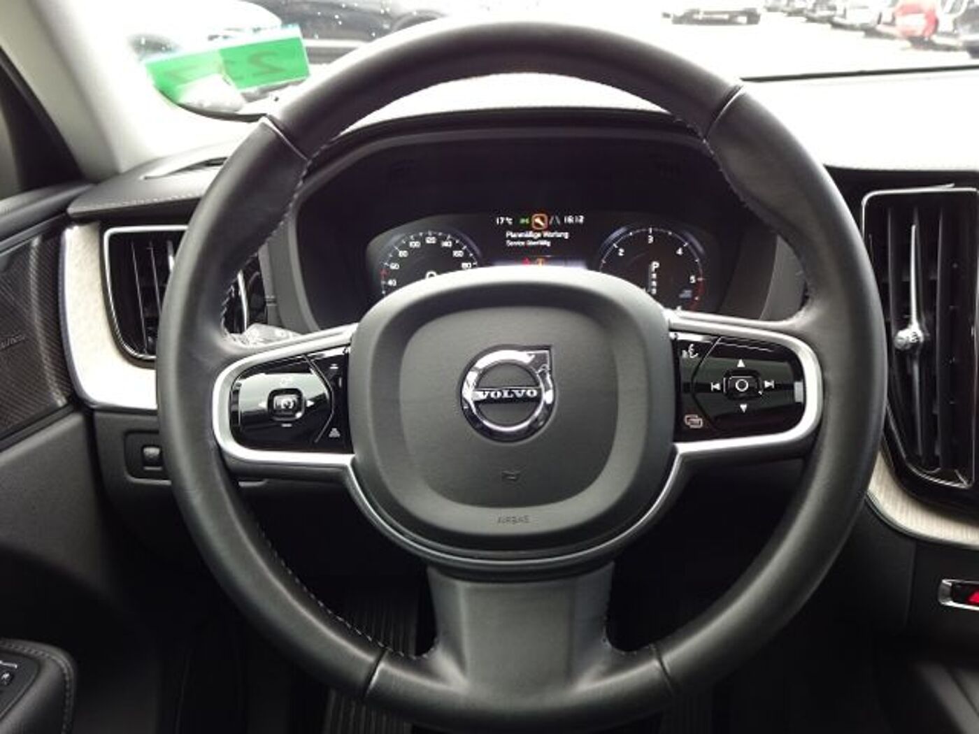 Volvo  D4 Inscription AWD AHK PANO Navi 19'