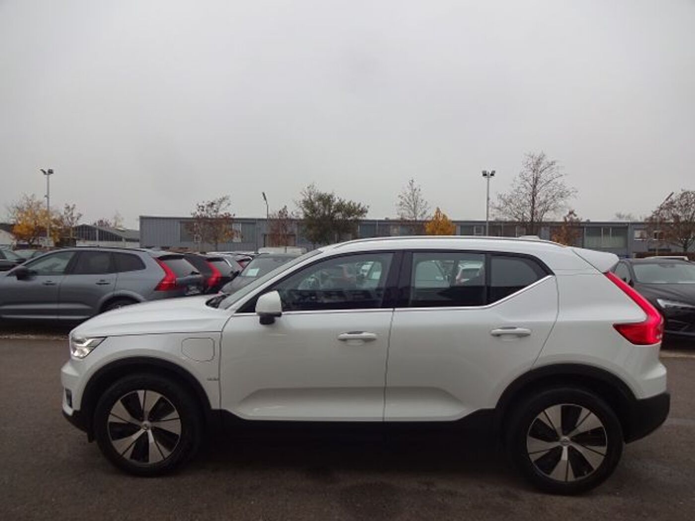 Volvo  T4 Inscription Plug-In 2WD AHK ACC PANO 360