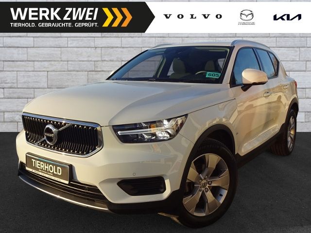 Volvo  D3 Momentum 2WD ACC BLIS Navi Kamera