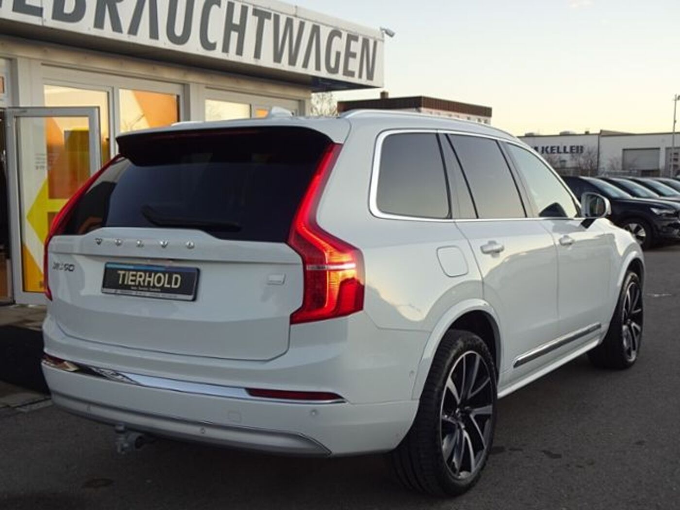 Volvo  T8 Inscription Plug-In AWD AHK ACC PANO 21'