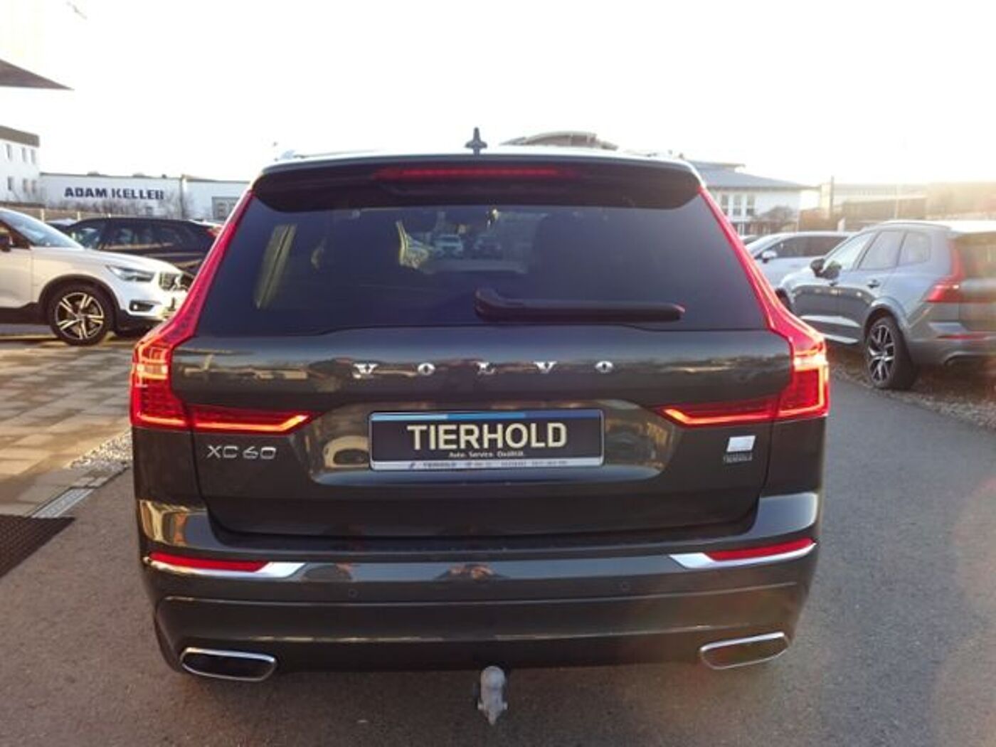 Volvo  T6 Inscription Plug-In AWD AHK ACC HUD PANO