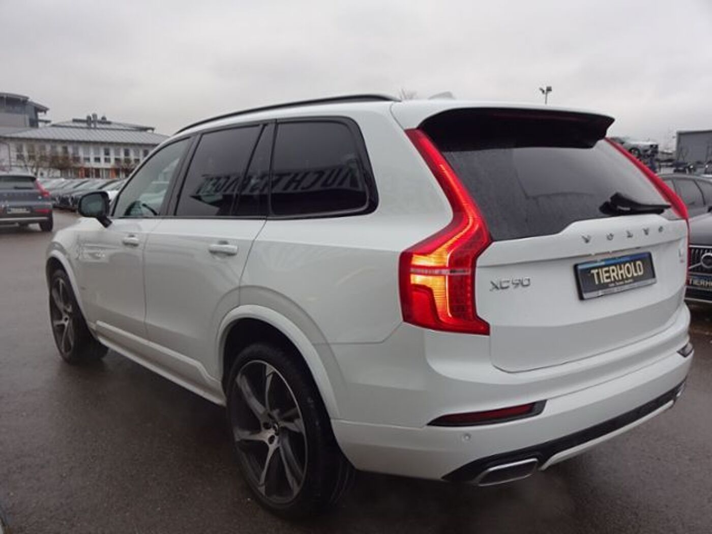 Volvo  T8 R Design Plug-In Luftfw ACC HUD 22' BLIS