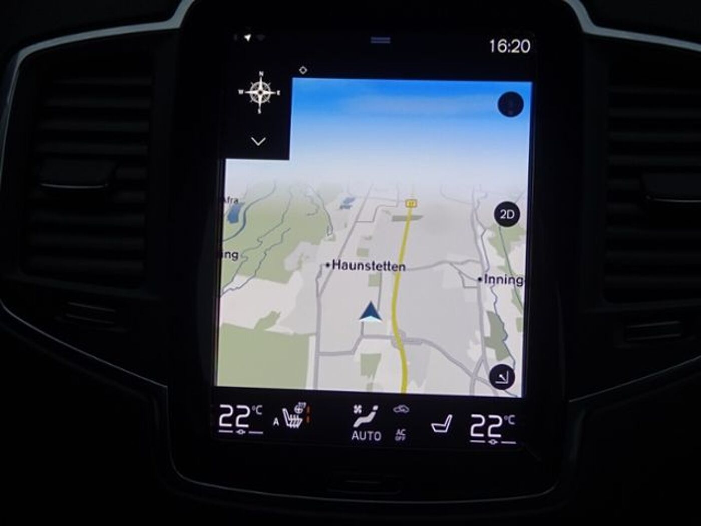 Volvo  T8 Inscription Plug-In ACC 7Sitze HUD PANO