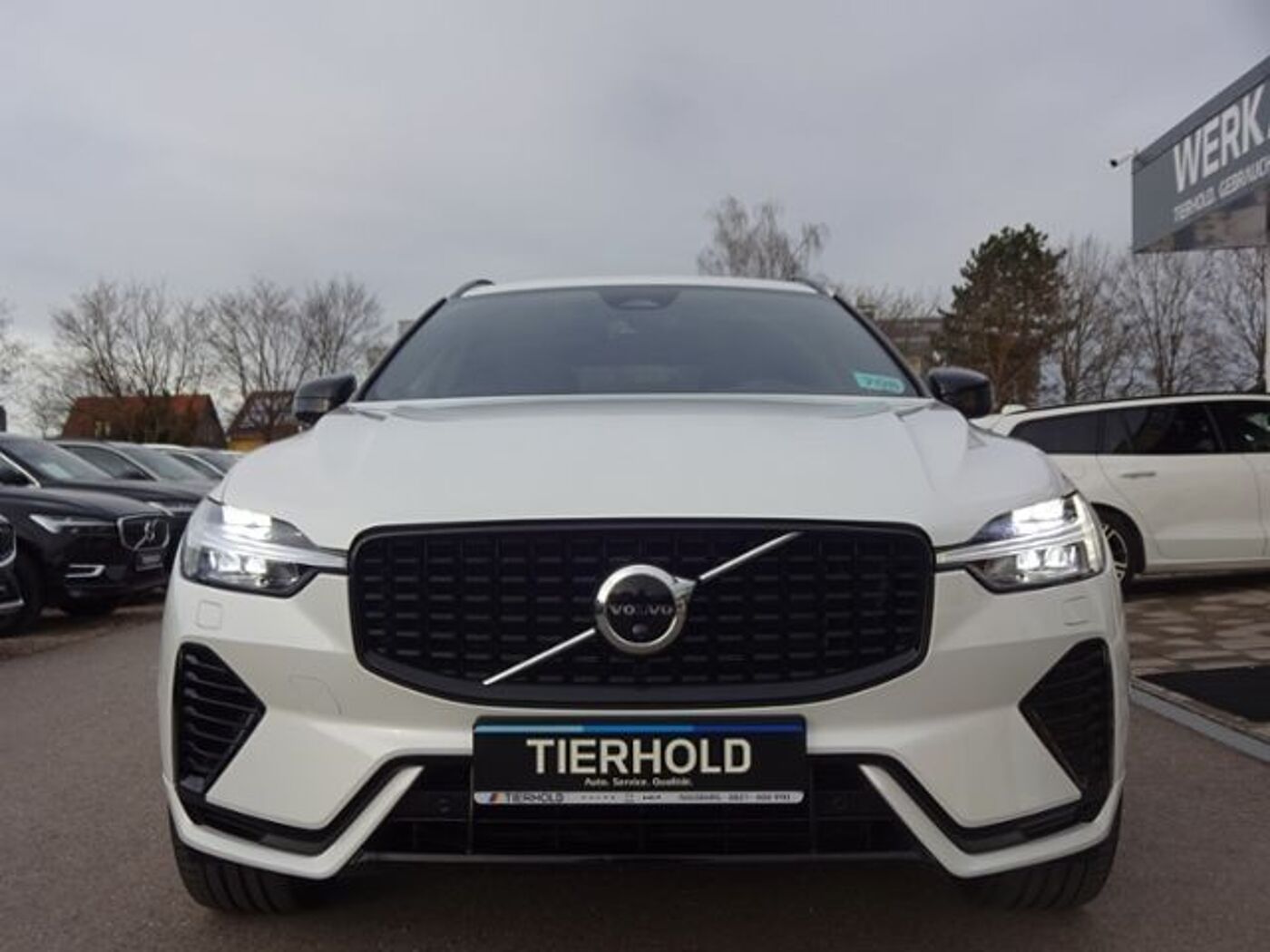 Volvo  T6 R Design Plug-In AWD PANO HUD ACC Google