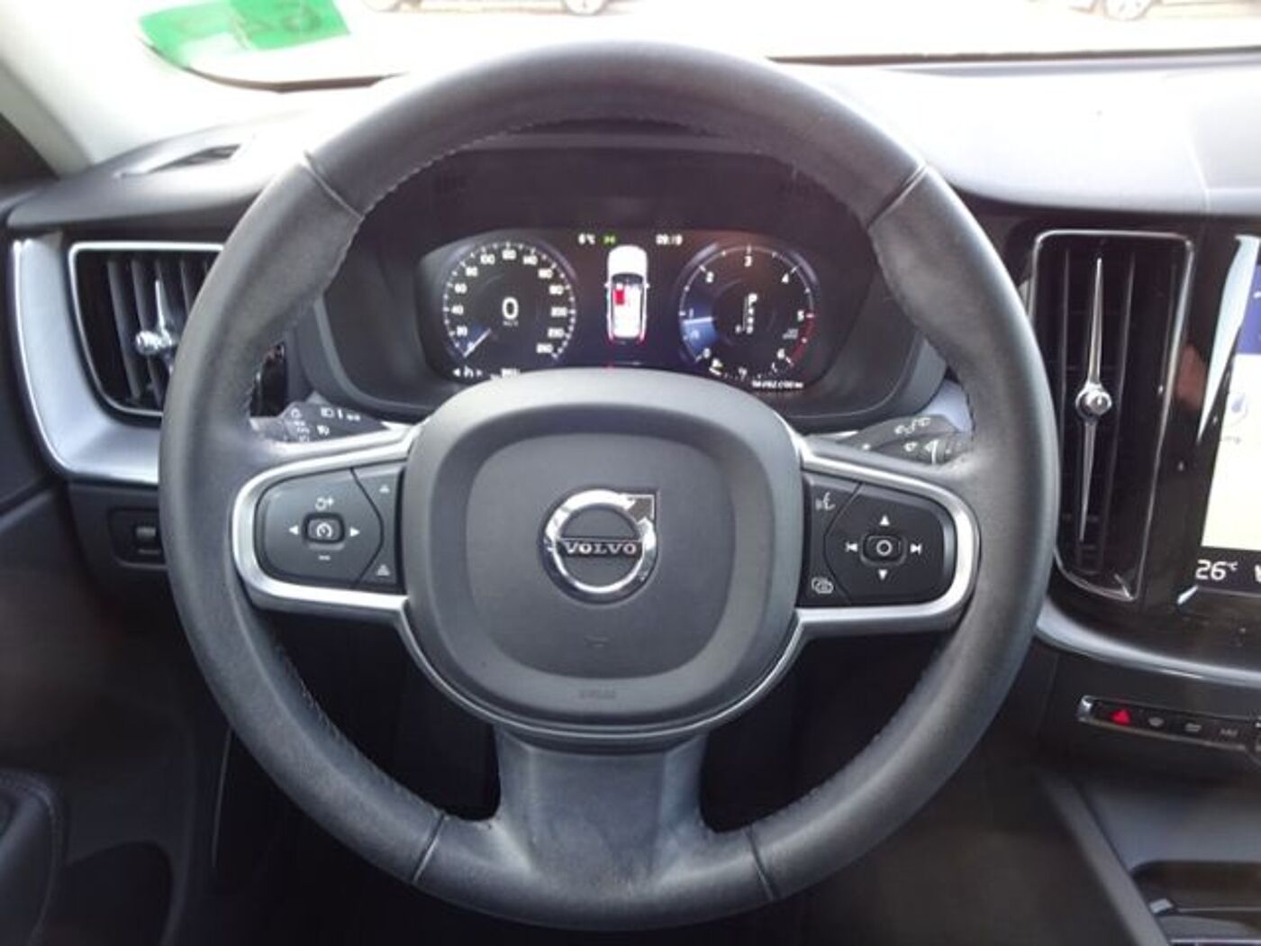 Volvo  D4 Momentum Pro 2WD Navi Kamera Allwetterr.