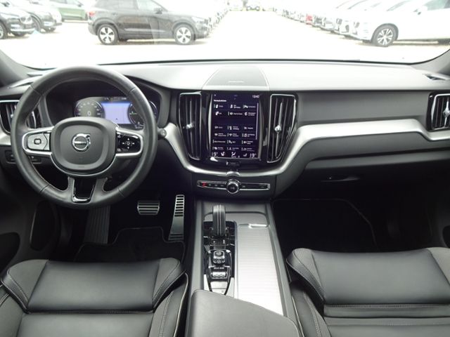 Volvo  T6 R Design Plug-In ACC HUD PANO 22' 360°