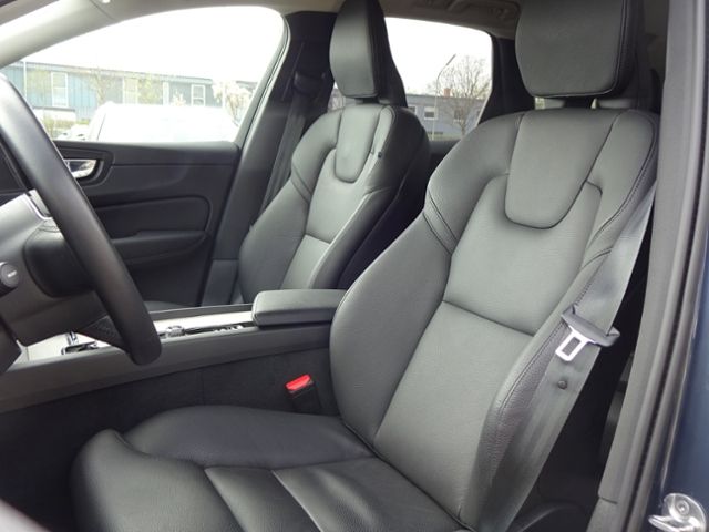 Volvo  B4 Inscription AWD ACC Standhzg Google 19'