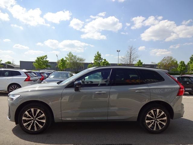 Volvo  B4 Plus Dark 2WD AHK STANDHZ PANO ACC