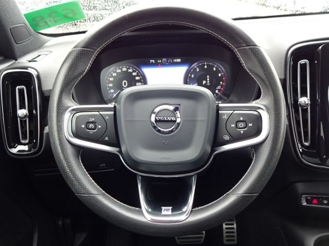 Volvo  T4 R Design 2WD ACC PANO 360° STANDHZ