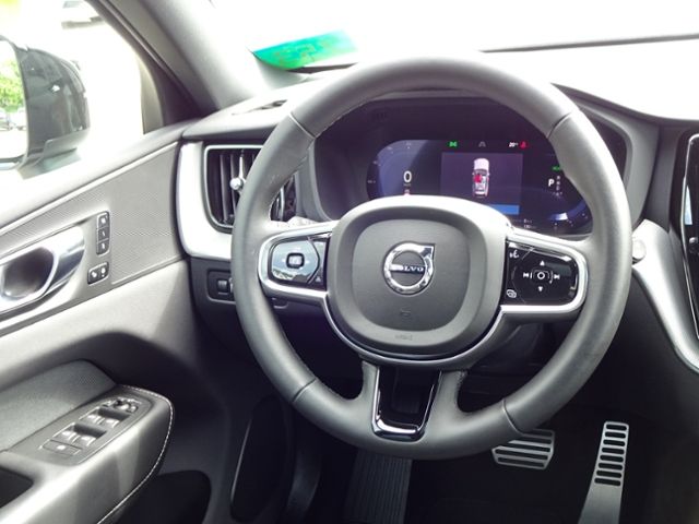 Volvo  T6 R Design Plug-In AHK ACC Pano Google