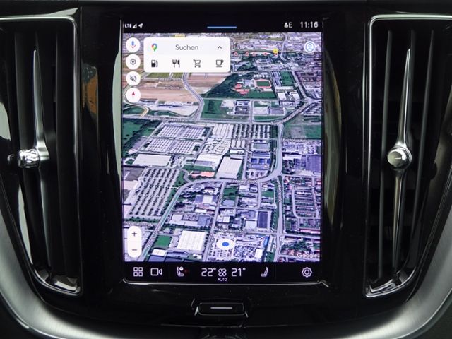 Volvo  B4 Momentum Pro AWD AHK ACC HUD 360° Google