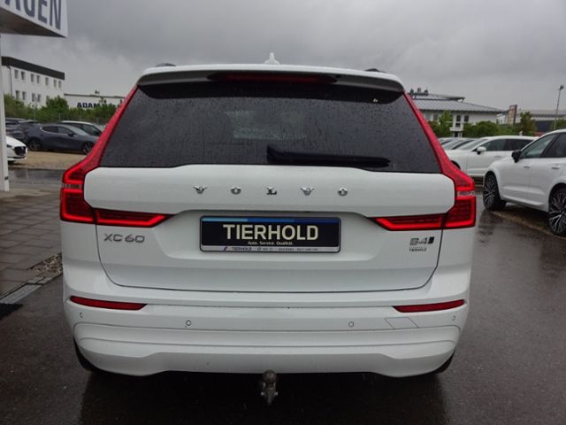 Volvo  B4 Momentum Pro AWD AHK ACC HUD 360° Google