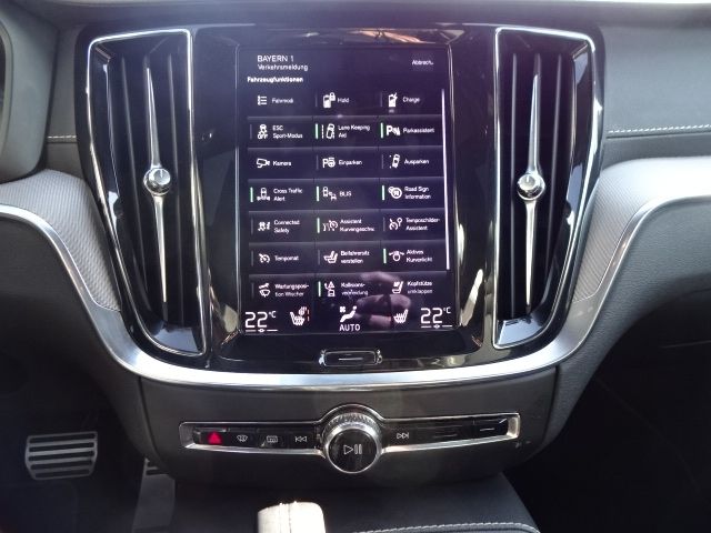 Volvo  T8 R Design Plug-In ACC 360° PANO Parkassist