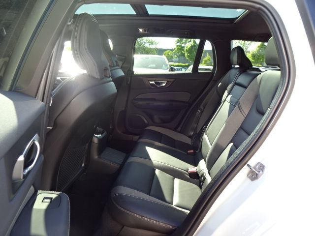 Volvo  T8 R Design Plug-In ACC 360° PANO Parkassist