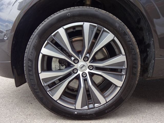 Volvo  T8 Inscription Plug-In AWD ACC B&W PANO HUD