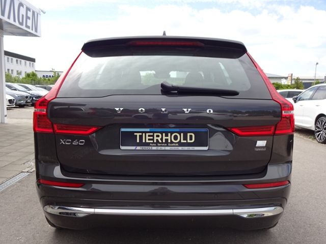 Volvo  T8 Inscription Plug-In AWD ACC B&W PANO HUD