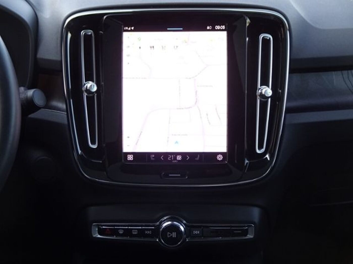 Volvo  P8 Ultimate Pure Electric Twin Engin AWD ACC