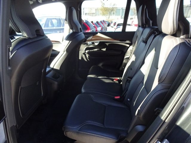 Volvo  D5 Inscription AWD 7 Sitze ACC HUD Parklenk
