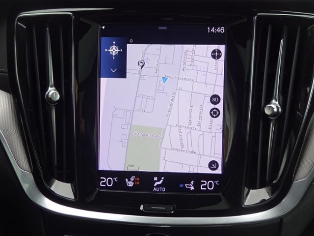 Volvo  T6 R Design Plug-In AWD ACC HUD PANO 360°