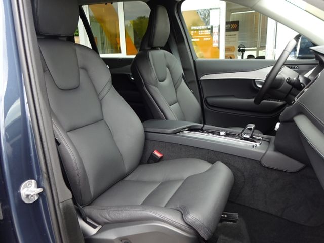 Volvo  B5 Plus Bright AWD ACC BLIS 360° 7Sitze 20'