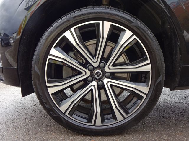 Volvo  T6 Inscription Plug-In AWD ACC B&W PANO 360
