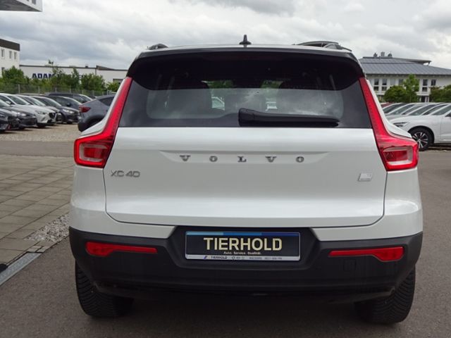 Volvo  T5 R Design Plug-In 2WD 360° Alcantara Navi
