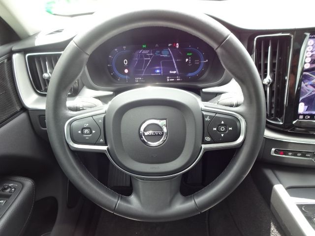 Volvo  T6 Inscription Ex. Plug-In AHK ACC HUD PANO