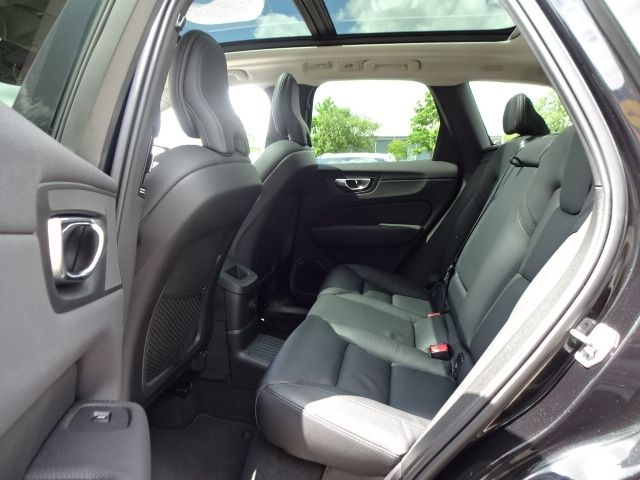 Volvo  T6 Inscription Ex. Plug-In AHK ACC HUD PANO