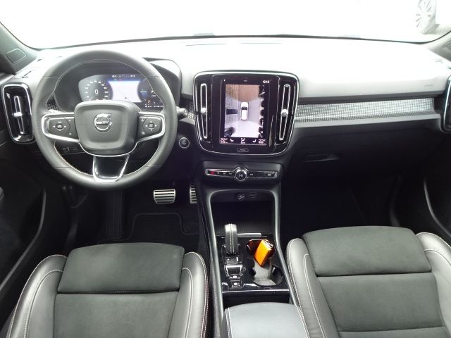 Volvo  T5 R Design Plug-In 2WD ACC BLIS 360° Navi