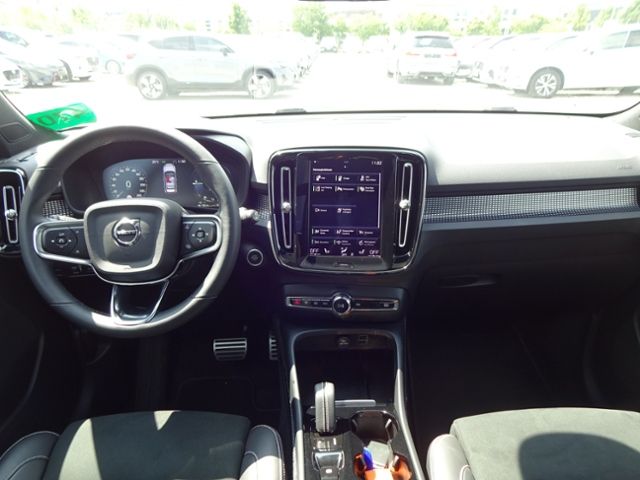 Volvo  T5 R Design Plug-In 2WD ACC PANO 360° 20'