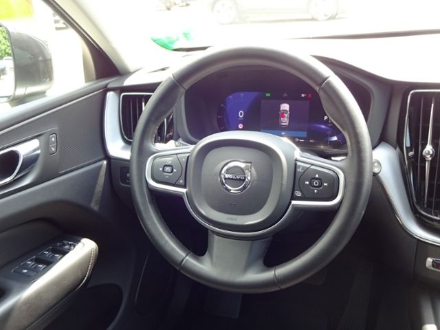 Volvo  B5 Momentum Pro AHK Standhzg ACC Google