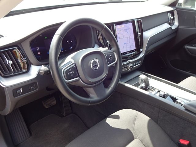Volvo  B5 Momentum Pro AHK Standhzg ACC Google