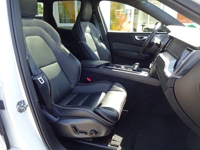 Volvo  T8 R Design Plug-In Luftfw ACC HUD PANO 360